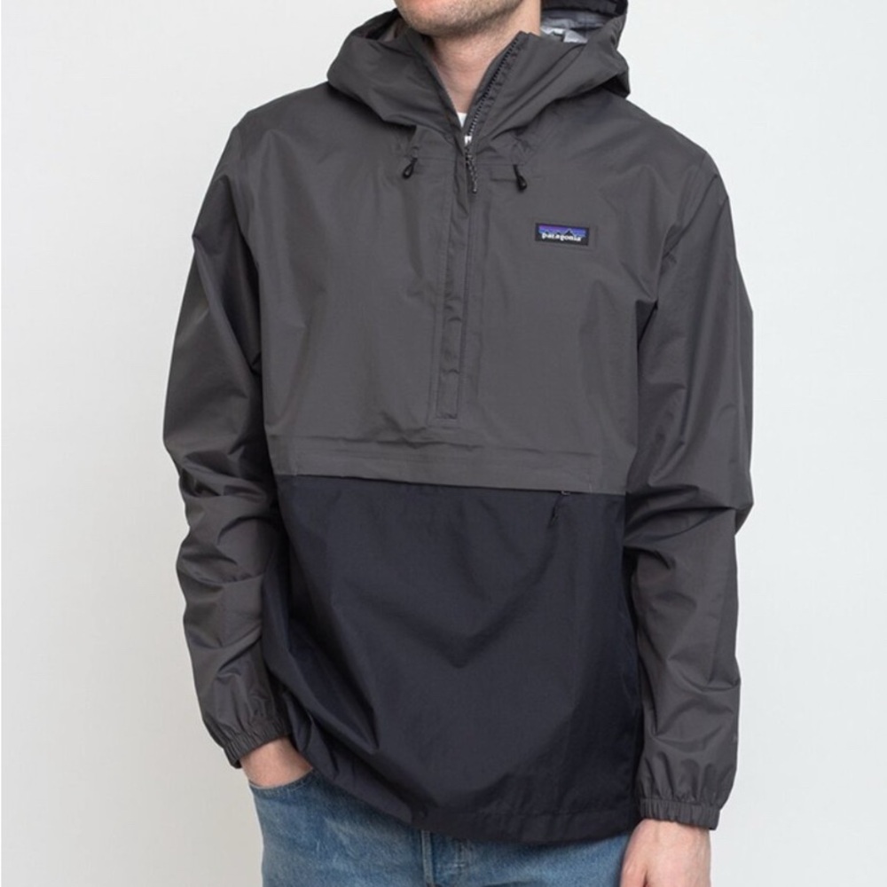 Patagonia Men’s Torrentshell Pullover Rain Jacket